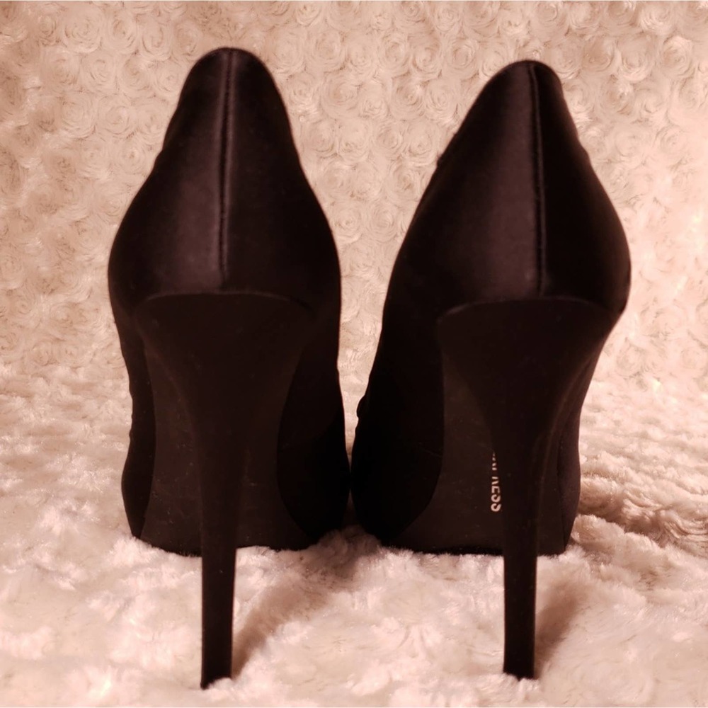 Express | Black Pumps - Picture 5 of 6